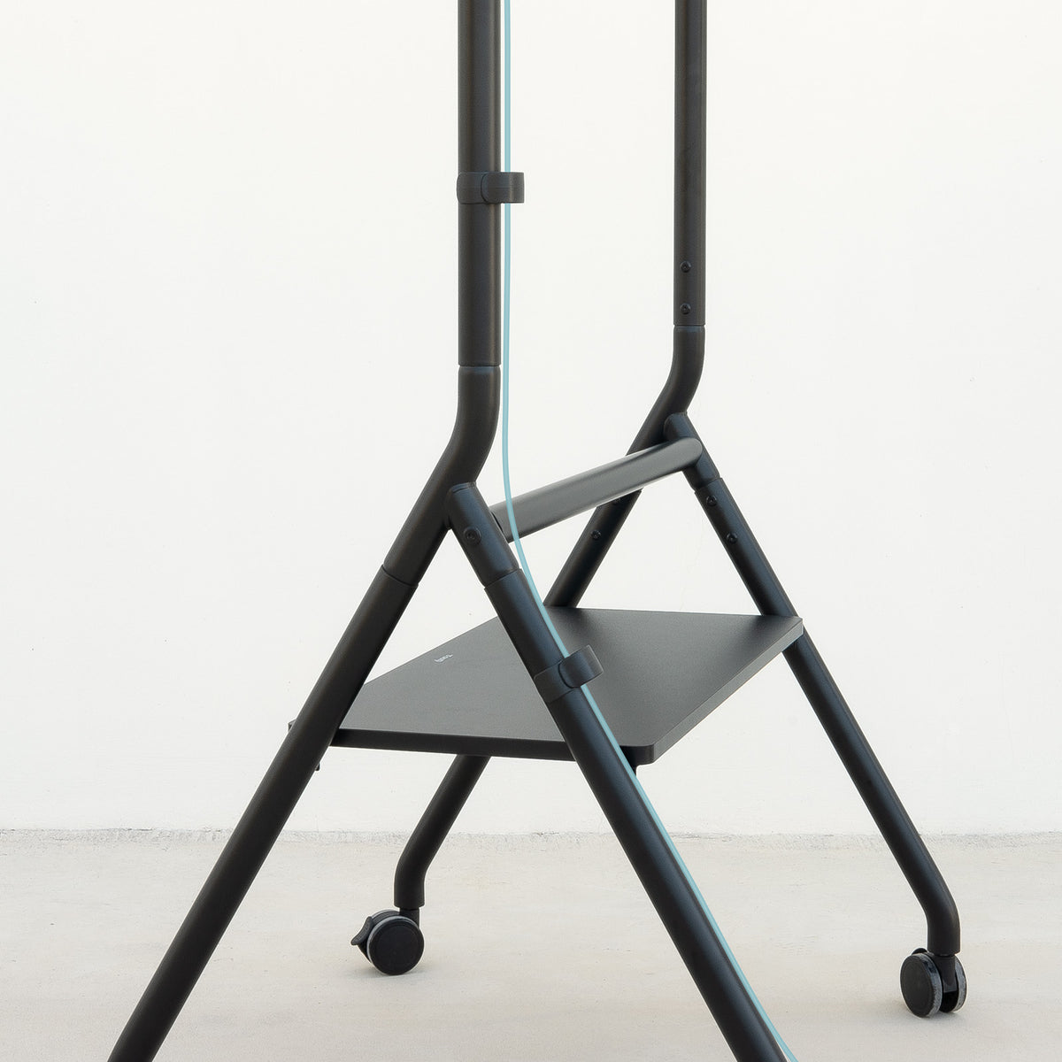 Soporte de suelo con ruedas TooQ idreams 37 pulgadas - 86 pulgadas fs20206m - b negro