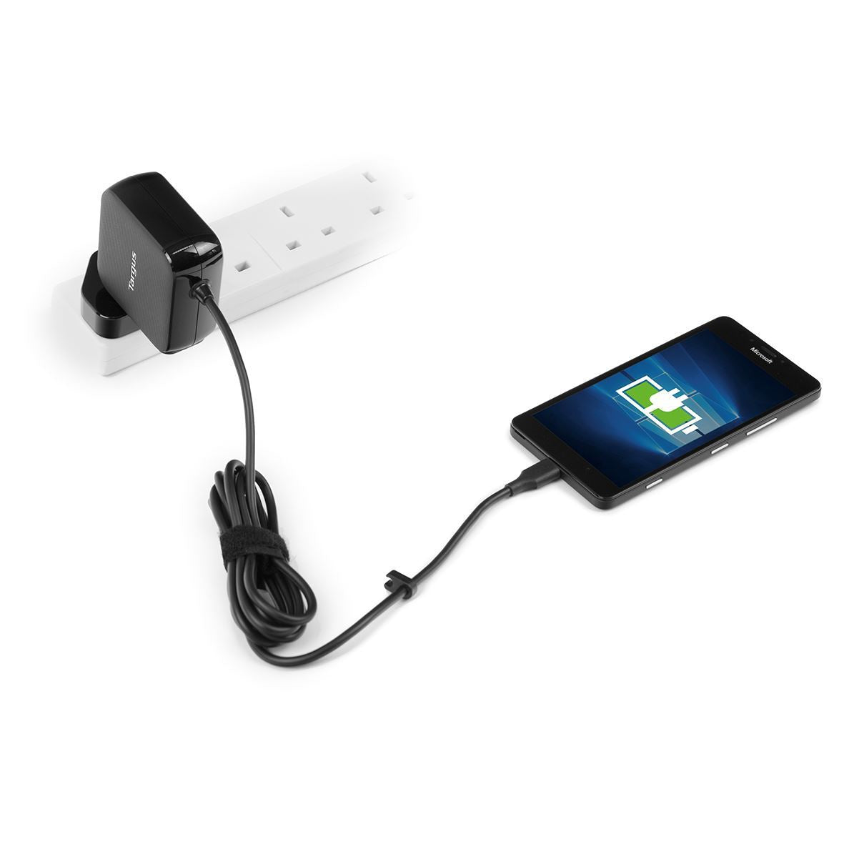 Cargador adaptador universal Targus 45w tipo c negro