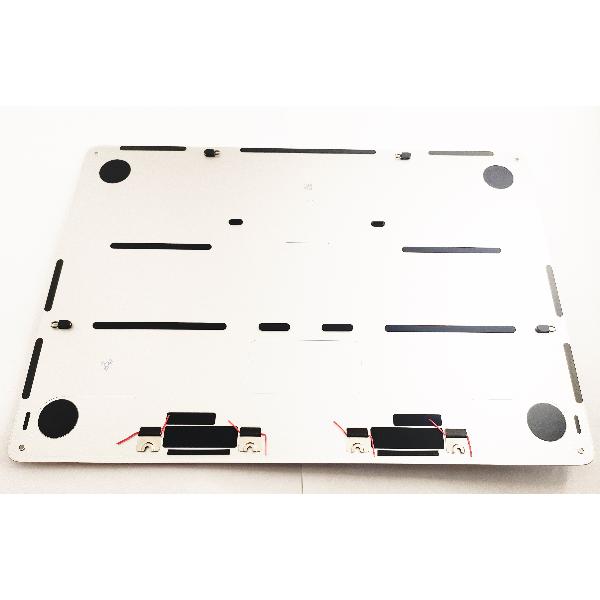 Carcasa o tapa inferior plata para Macbook Air 13.3 M2 A2681 calidad premium