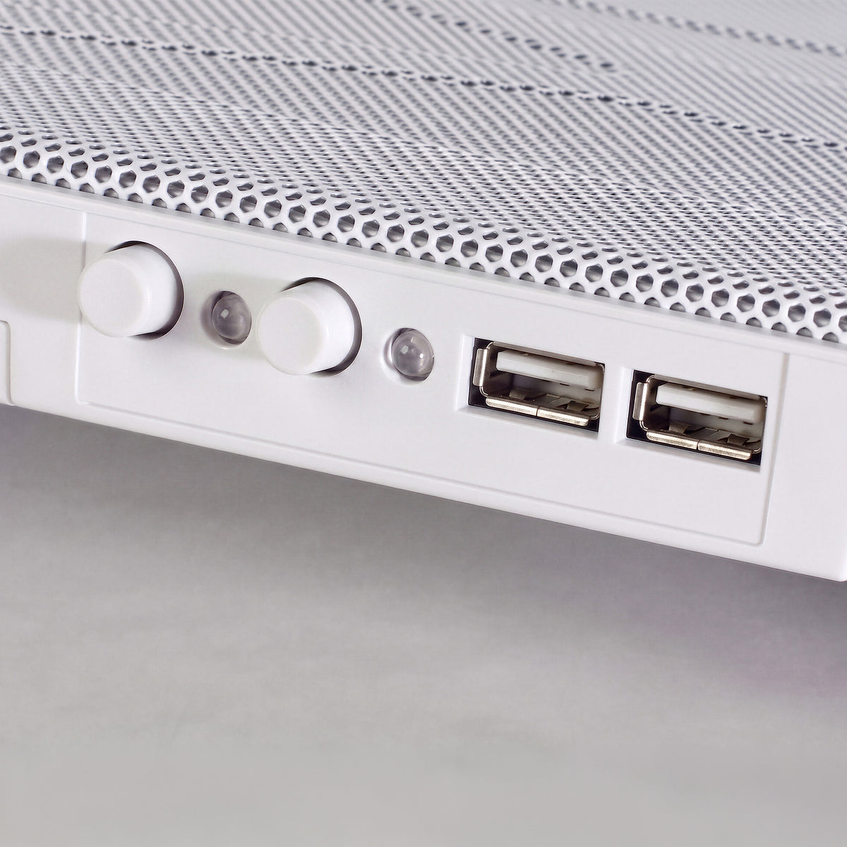 Base de refrigeración mars gaming mnbc2 para portátil 17.3 pulgadas 5 ventiladores blanca