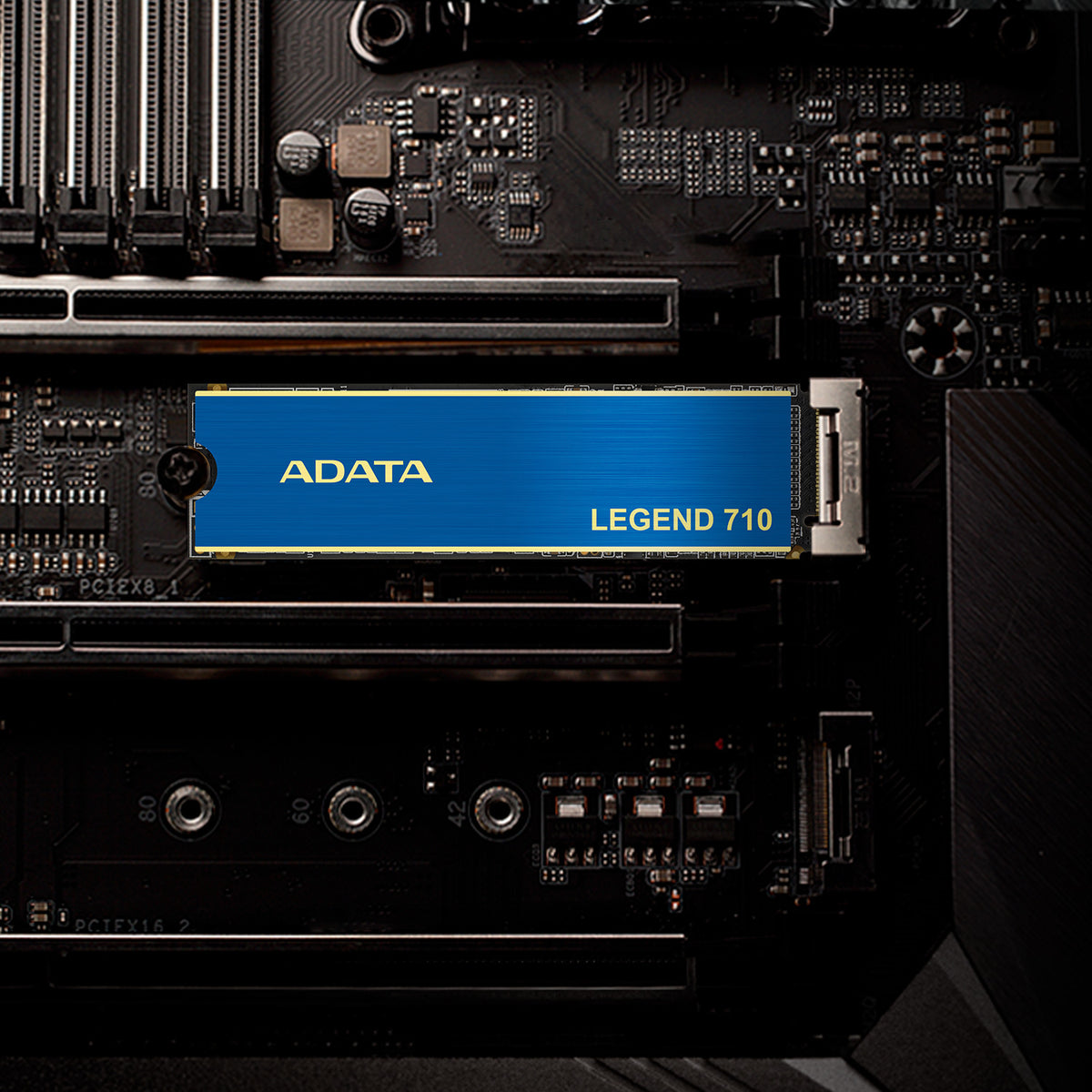 Disco duro interno solido SSD Adata legend 710 2TB M.2 NVMe