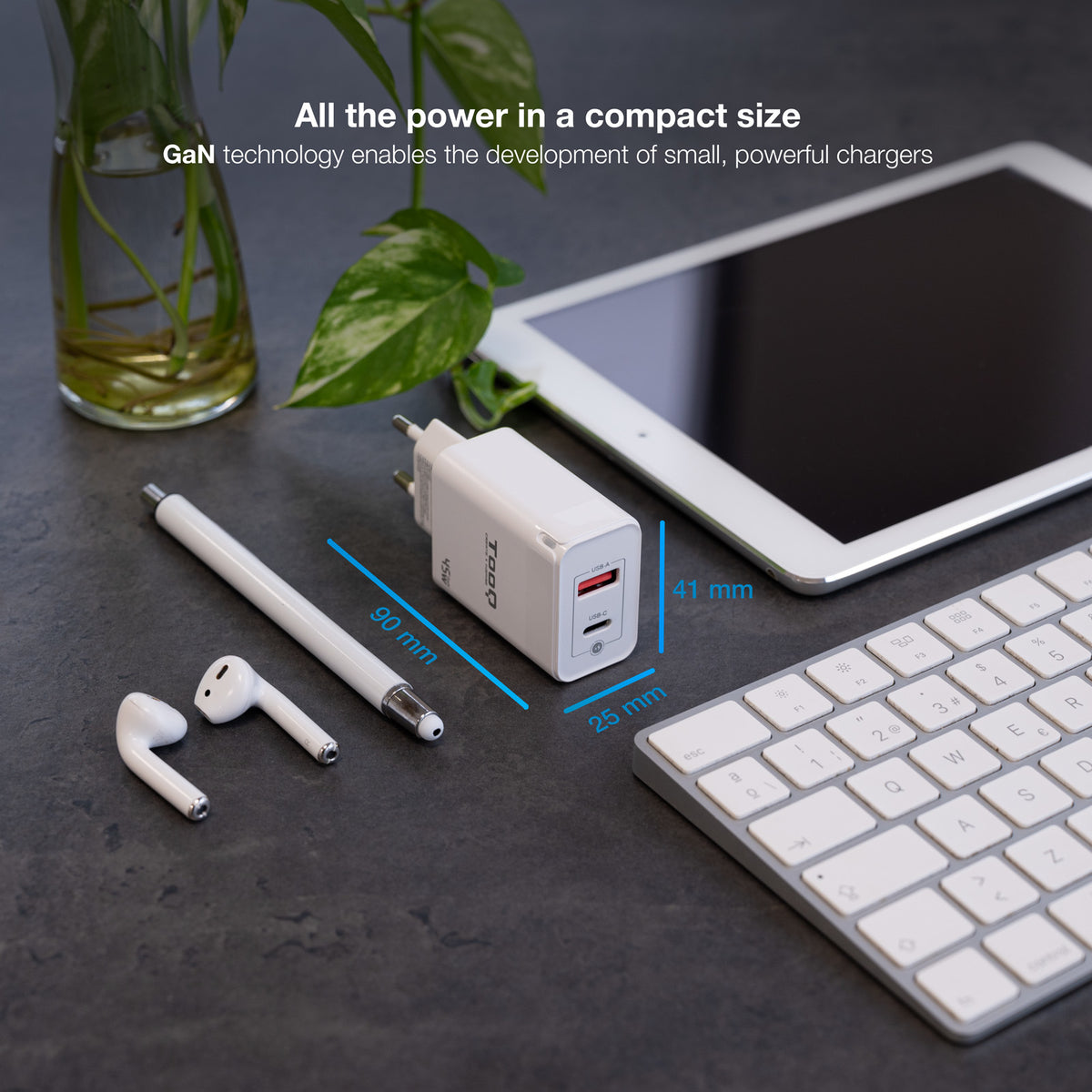 Cargador de pared Tooq doble USB - c + USB a blanco 45w gan