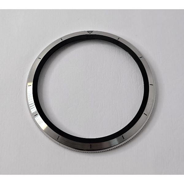 Marco con numeros de hora plata para Xiaomi Watch S4