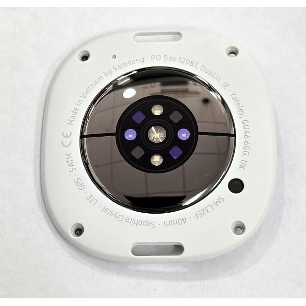 Tapa trasera o tapa bateria blanca para Samsung Galaxy Watch 7 40mm SM-L305 GH82-37657B Service Pack