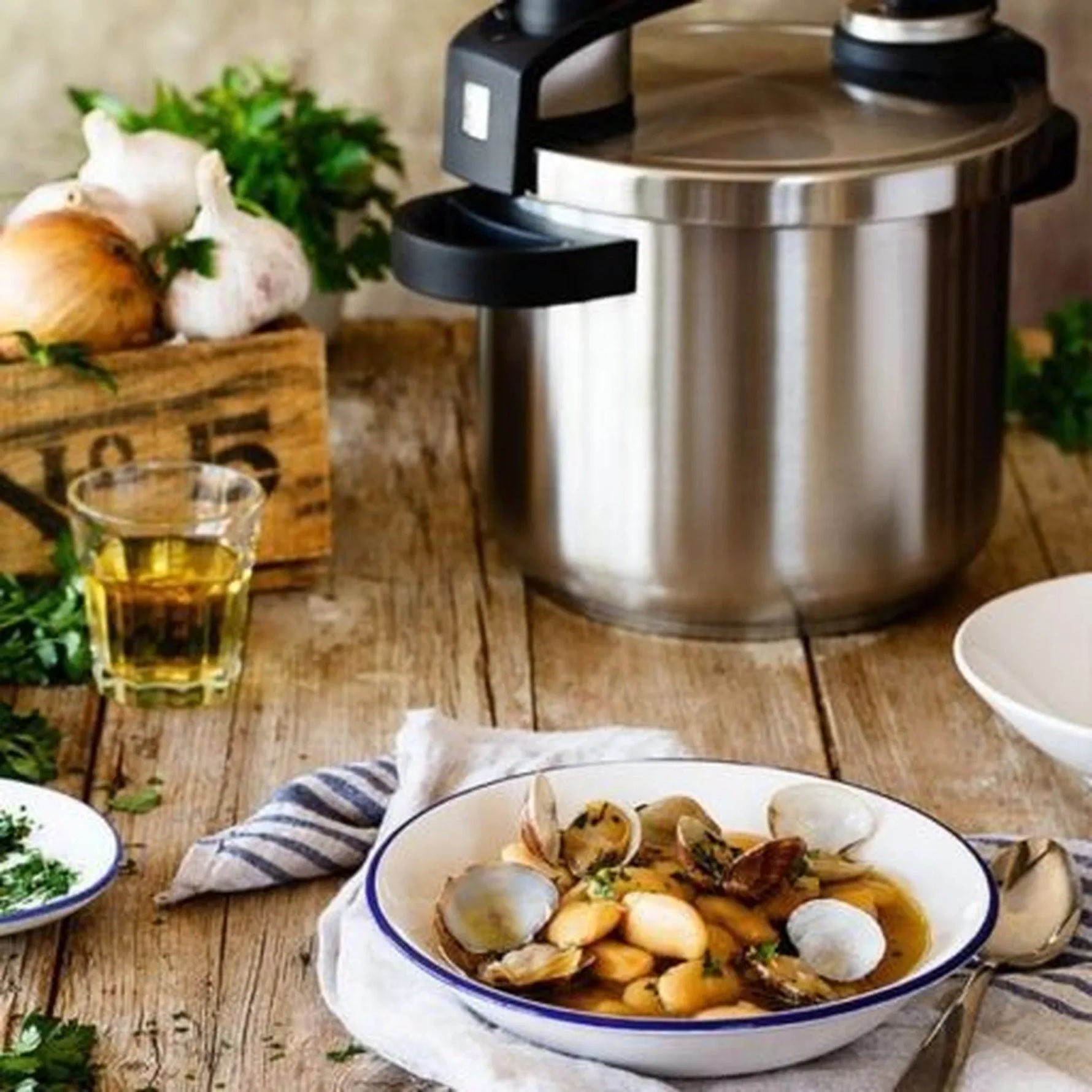 Olla a Presión Tekna A185602/ Ř22cm/ 6L/ Acero Inoxidable/ Apta para Inducción - PixelPlaza