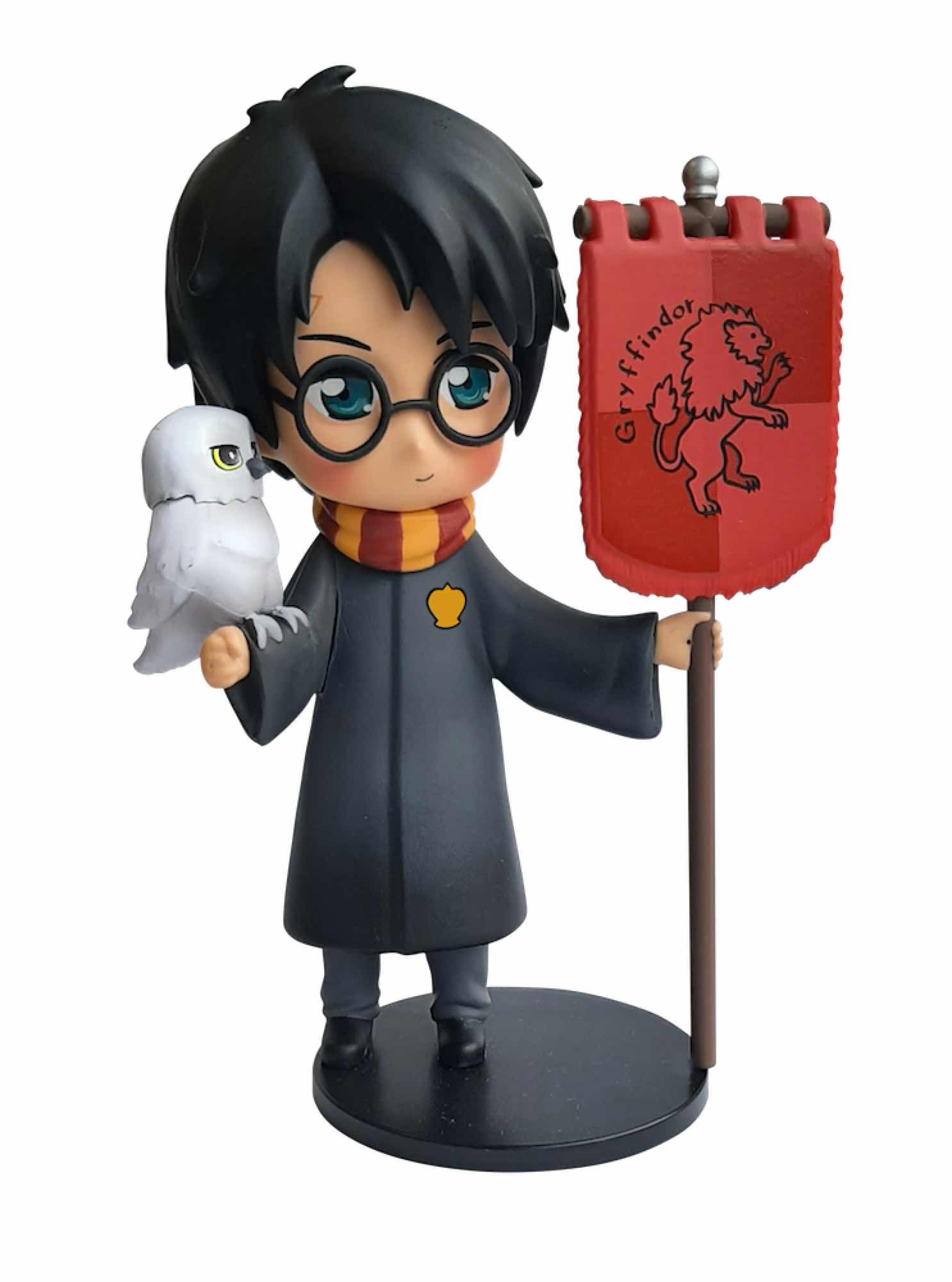 Figura Plastoy harry potter harry potter con hedwig y estandarte gryffindor