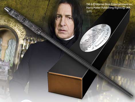 Replica the noble collection harry potter severus snape varita con caja y placa de identificación
