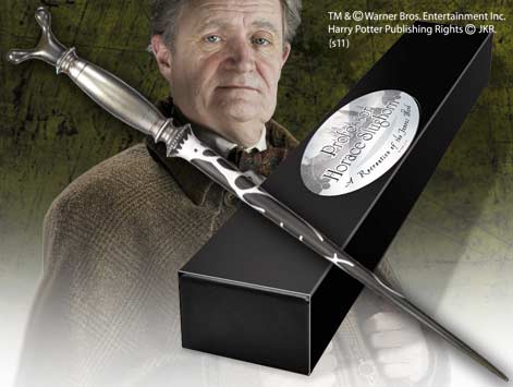 Replica the noble collection harry potter horace slughorn varita con caja y placa de identificación