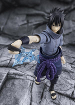 Figura tamashii nations naruto shippuden s.h.figuarts sasuke uchiha - solitary shinobi -