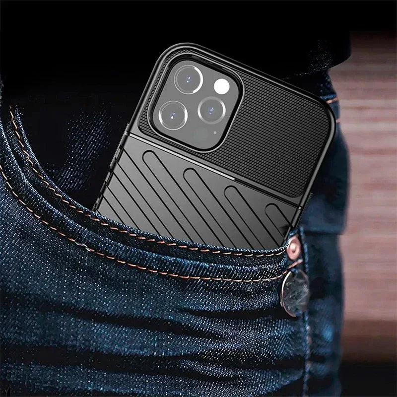 Carcasa COOL para iPhone 16 Pro Thunder Negro - PixelPlaza