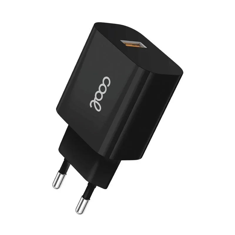 Cargador Red Adaptador 1x USB Universal COOL (2.4 Amp) Negro - PixelPlaza