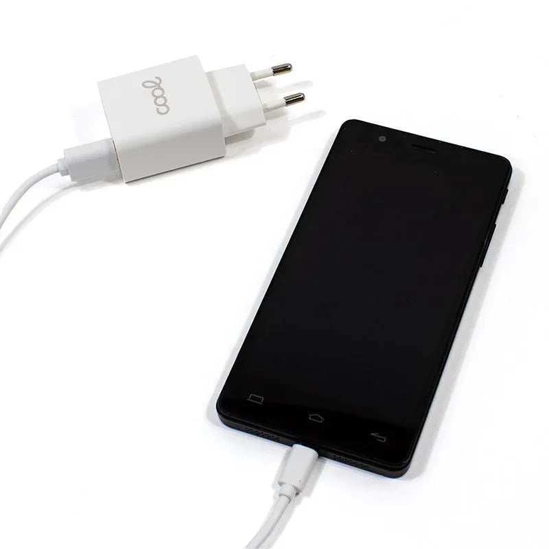 Cargador Red Conector Micro-usb Universal 3Amp (Carga Rápida) COOL Kit 2 en 1 Blanco - PixelPlaza