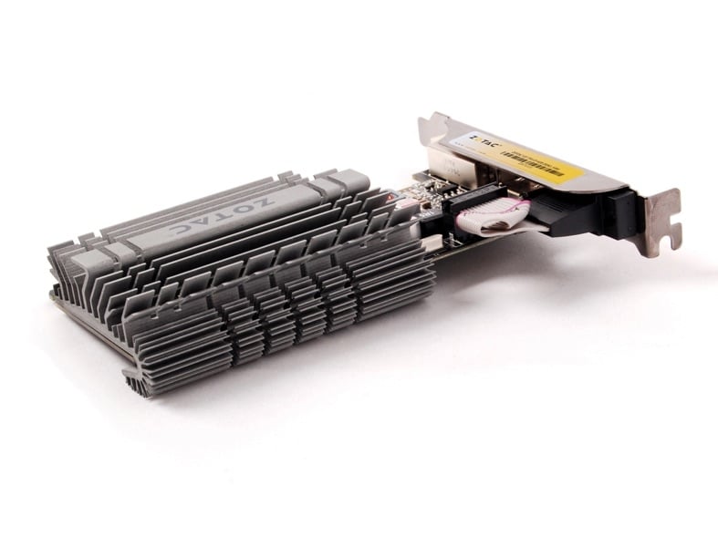 Tarjeta grafica Zotac gt 730 zone edition 4GB ddr3 · dl - dvi · HDMI · vga
