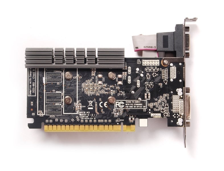 Tarjeta grafica Zotac gt 730 zone edition 4GB ddr3 · dl - dvi · HDMI · vga