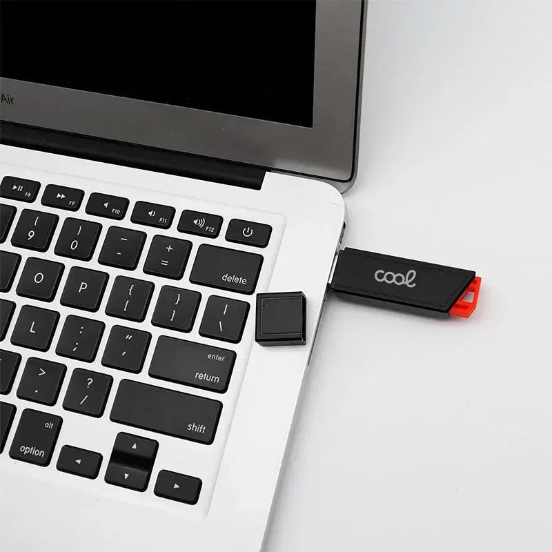 Pen Drive x USB 256 GB 3.0 COOL Lancer Rojo - PixelPlaza